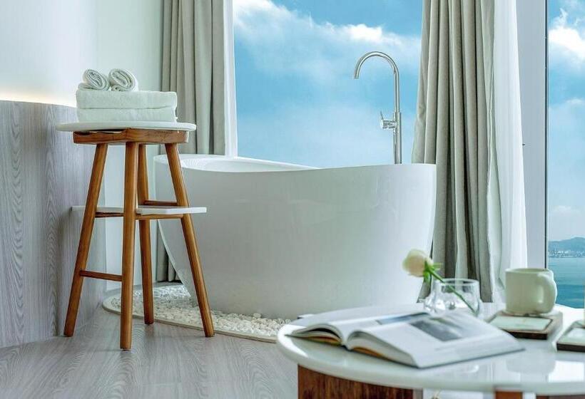 Xiamen Twin Tower Sea View Apartment