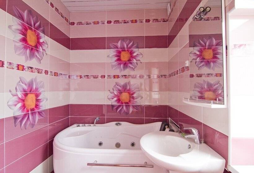 ホテル Family House