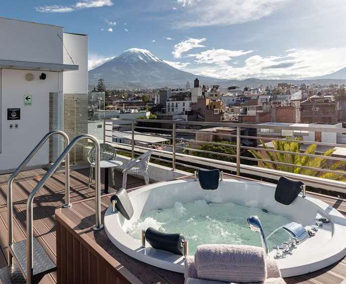 בית מלון כפרי Hampton By Hilton Arequipa