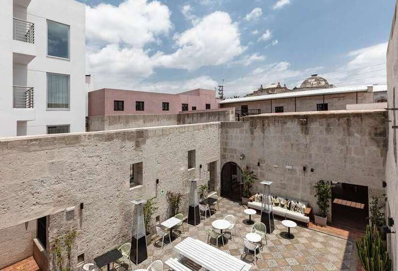 בית מלון כפרי Hampton By Hilton Arequipa