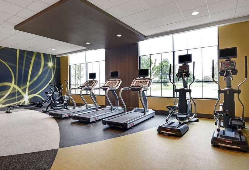 בית מלון כפרי Hilton Garden Inn Madison Huntsville Airport