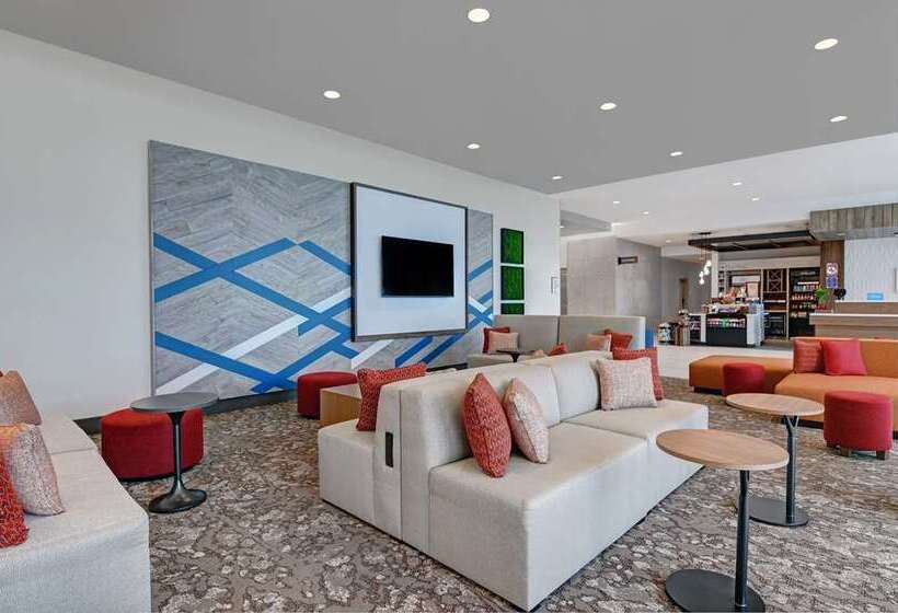 בית מלון כפרי Hilton Garden Inn Madison Huntsville Airport