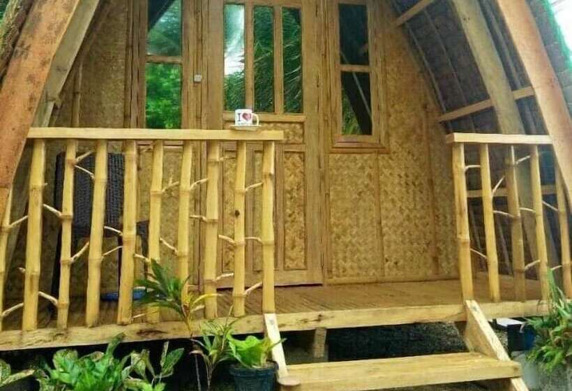 Hotel Reggae Vibes De Isla Romblon   Hostel