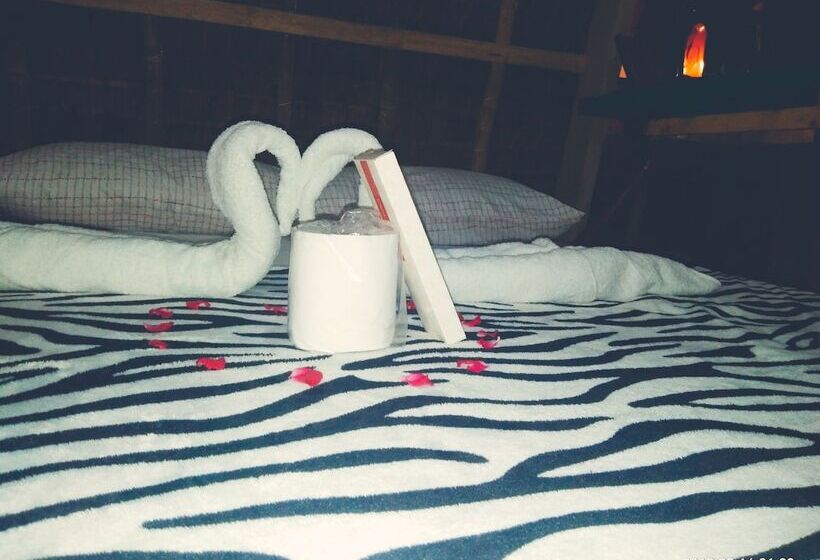 Hotel Reggae Vibes De Isla Romblon   Hostel