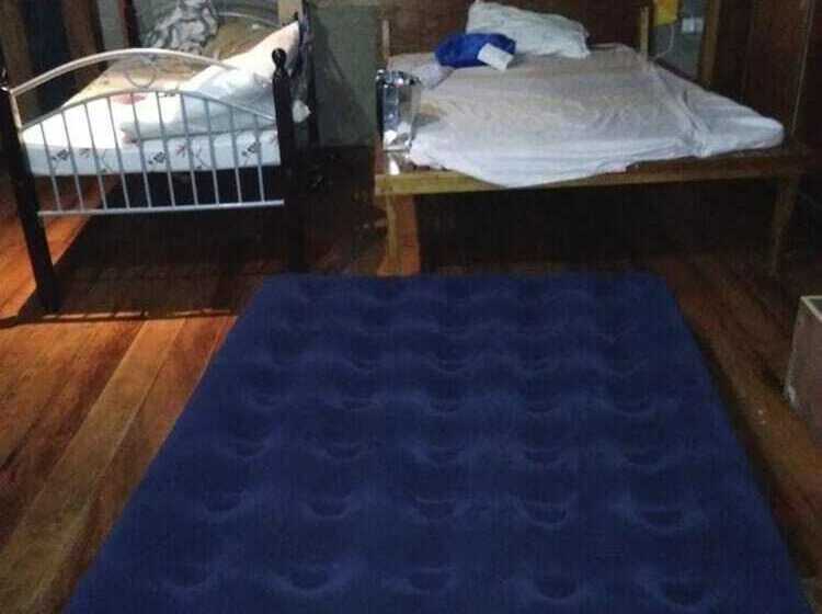 Hotel Reggae Vibes De Isla Romblon   Hostel