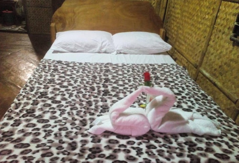 Hotel Reggae Vibes De Isla Romblon   Hostel