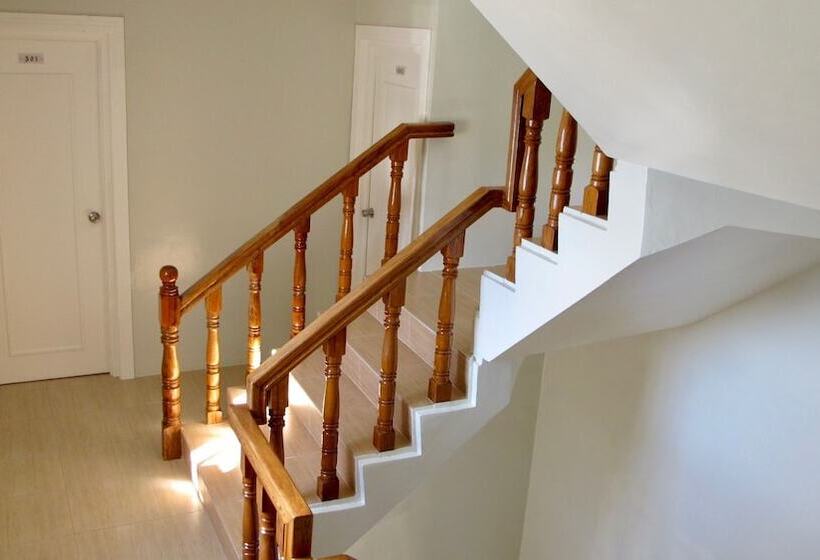 Hôtel Romblon Fun Divers & Inn