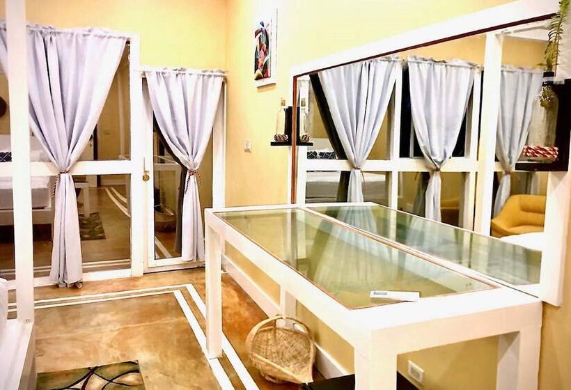 هتل Sea Cliff Resort