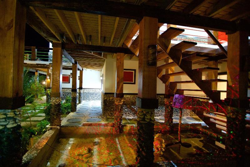 هتل Sea Cliff Resort