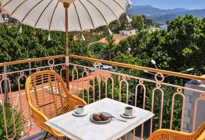 Luff Boutique Hotel   Adult Only