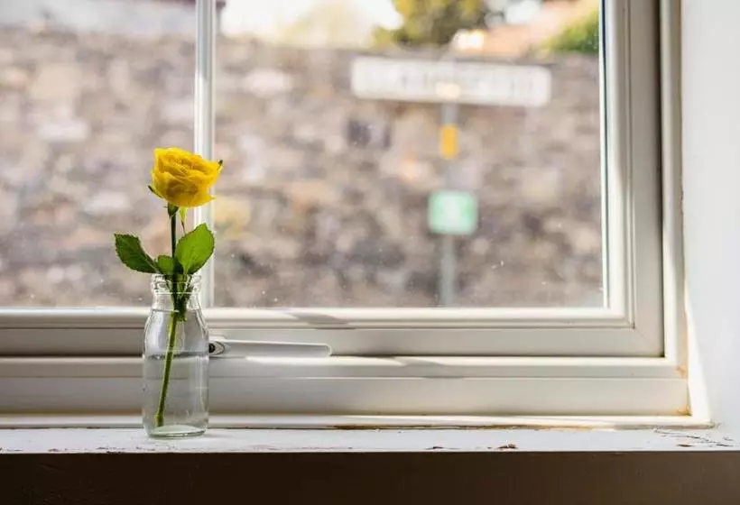 ベッドアンドブレックファースト The Hawk & Buckle Inn