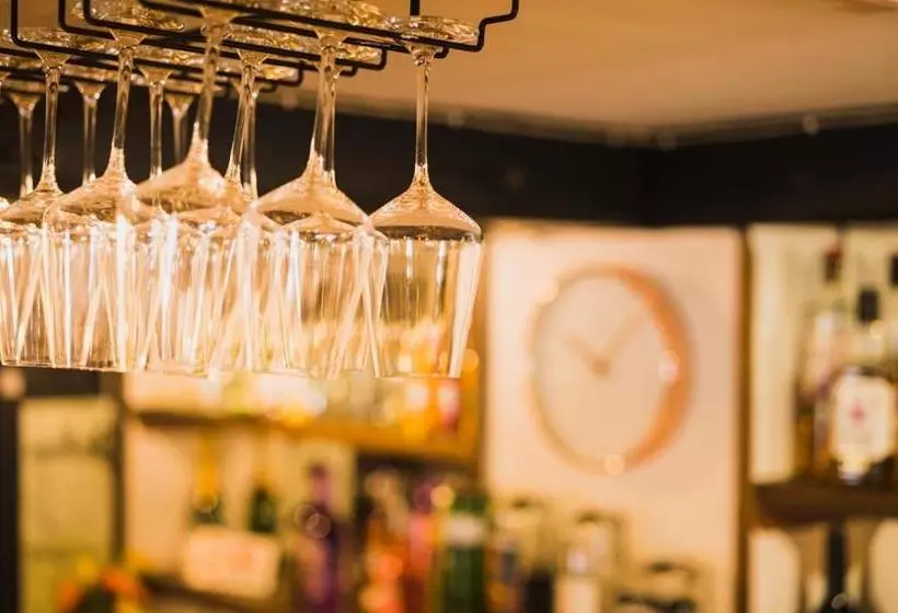 ベッドアンドブレックファースト The Hawk & Buckle Inn