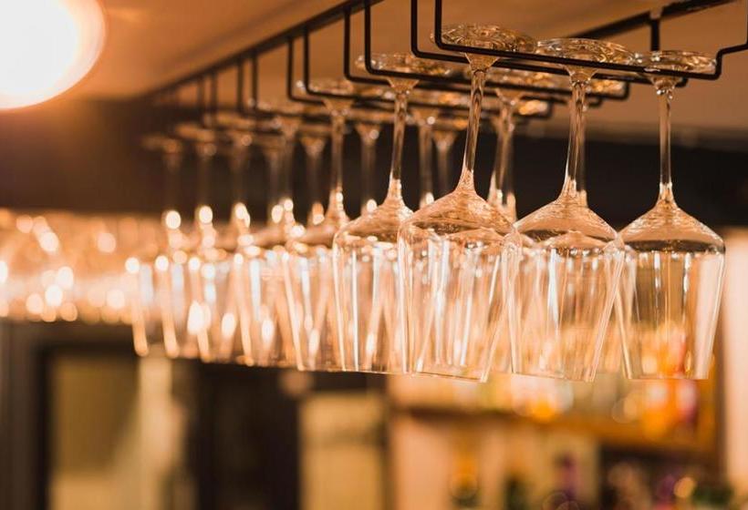 Bed and Breakfast The Hawk & Buckle Inn