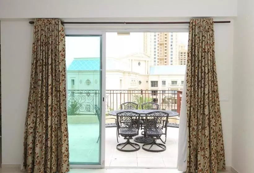 Hotelli Oyo 6954 The Lawns Oragadam