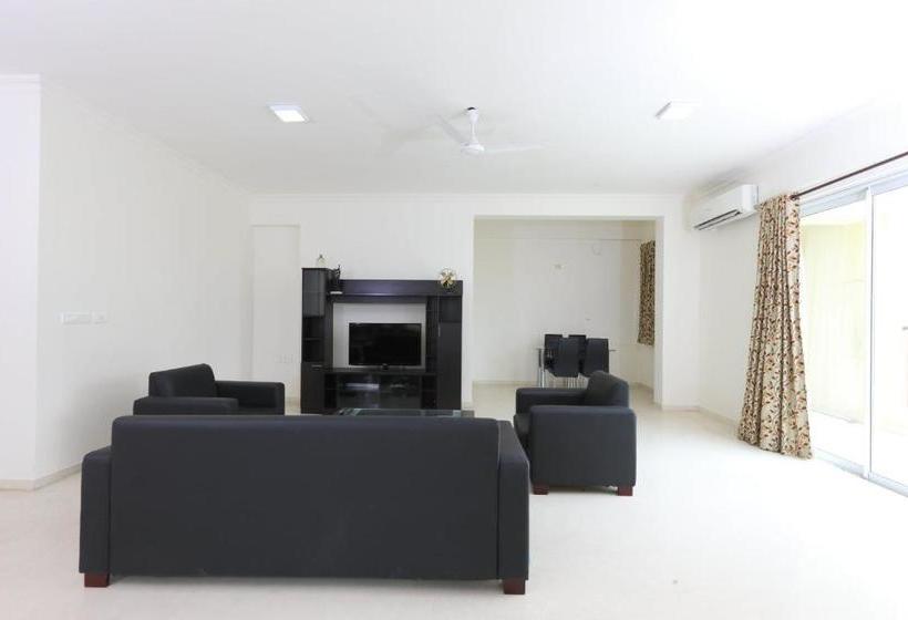 فندق Oyo 6954 The Lawns Oragadam