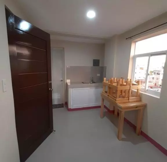 ホテル Oyo 733 P3k Suites 2