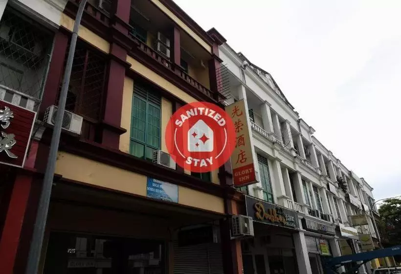 Hotelli Oyo 90240 Glory Inn