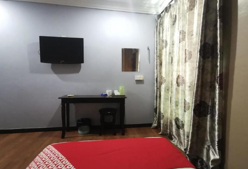 فندق Oyo 90240 Glory Inn