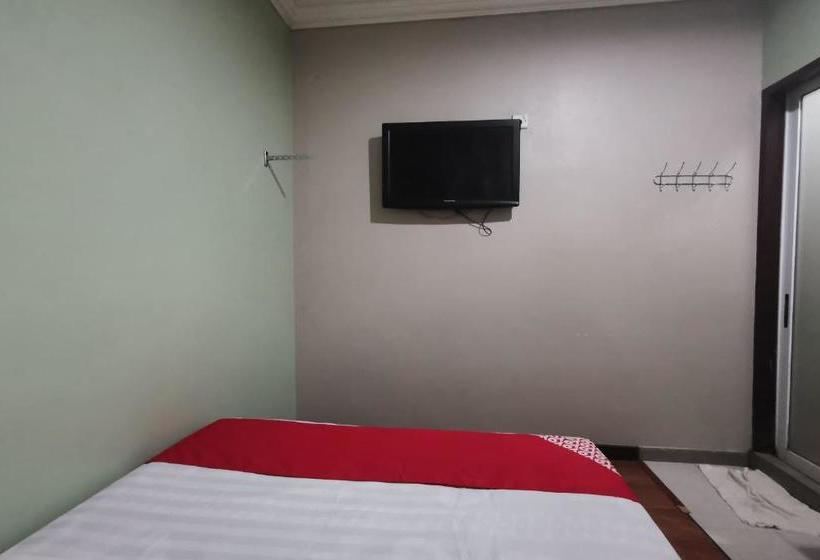 فندق Oyo 90240 Glory Inn