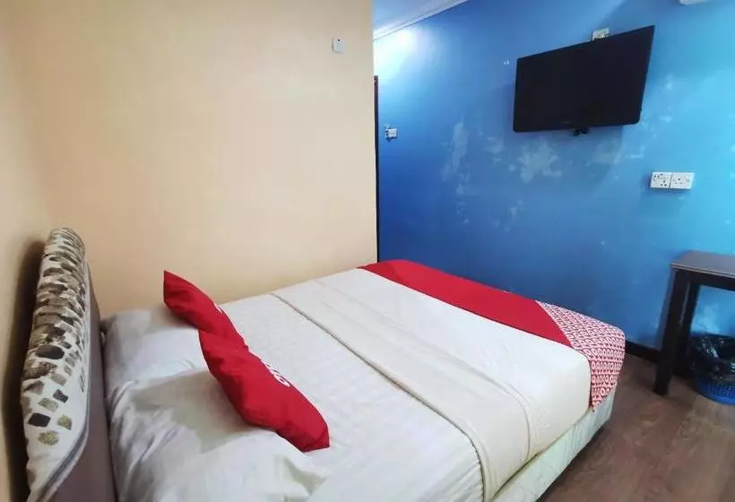 Hotelli Oyo 90240 Glory Inn