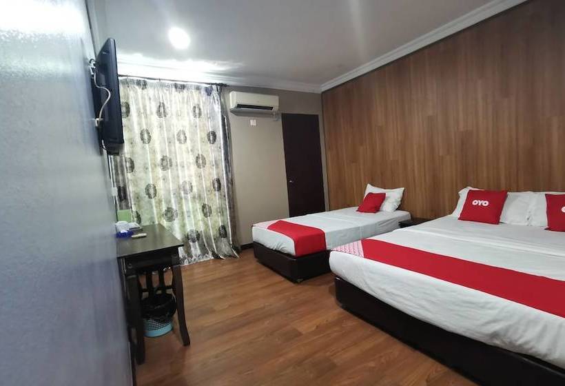 فندق Oyo 90240 Glory Inn