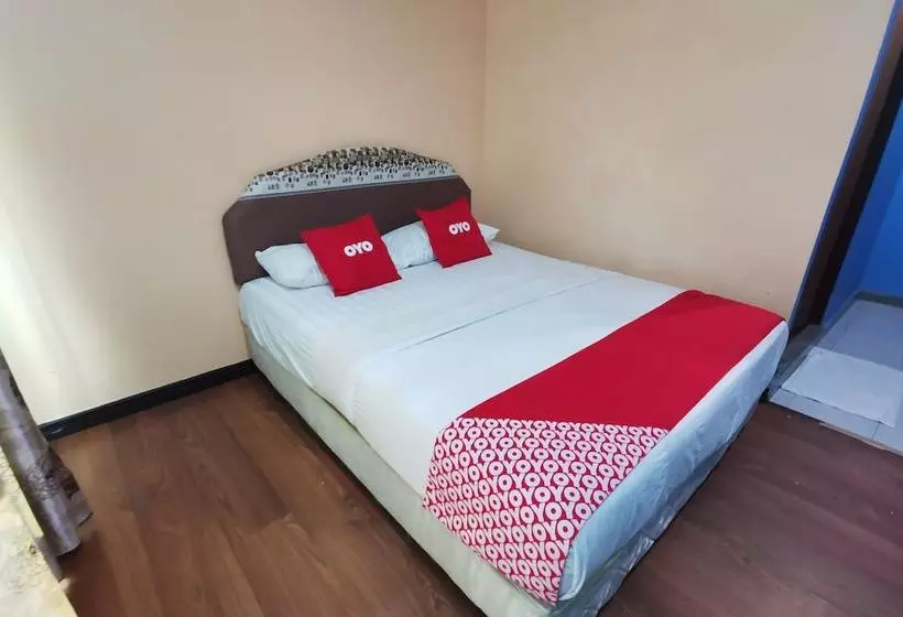 Hotelli Oyo 90240 Glory Inn