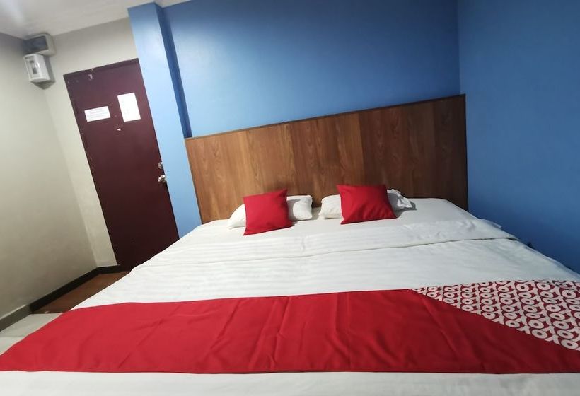 فندق Oyo 90240 Glory Inn