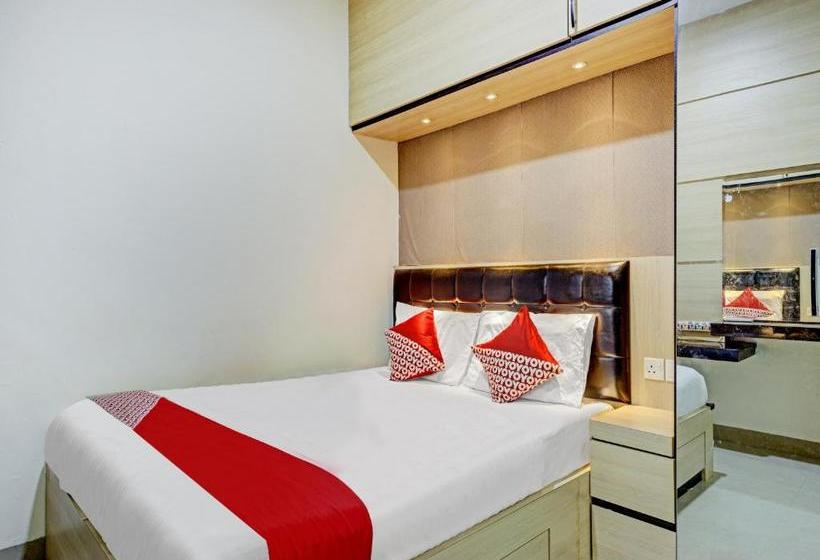 Hotel Oyo 90366 Homestay 81 Baloi