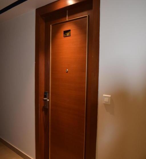 فندق The Forest Hill