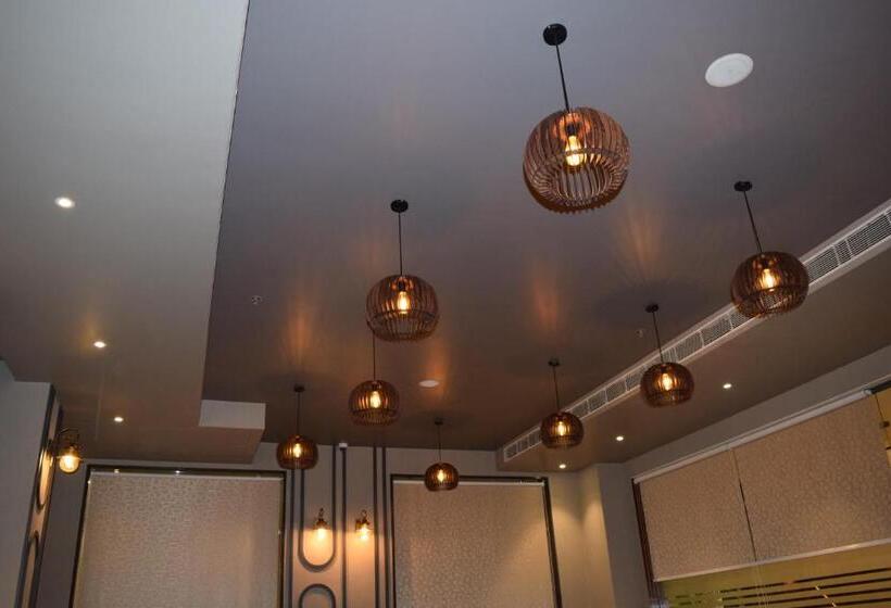 فندق The Forest Hill