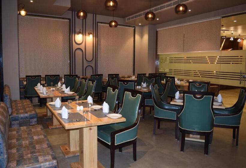 فندق The Forest Hill