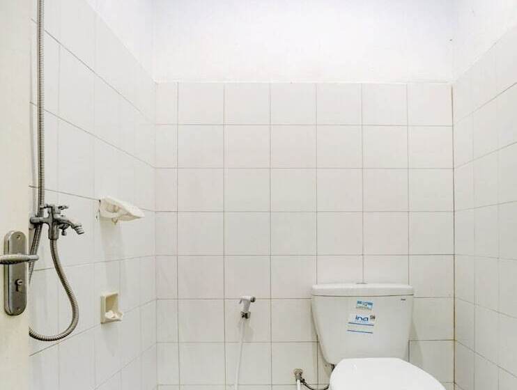 Spot On 90349 Edotel Tebe Syariah