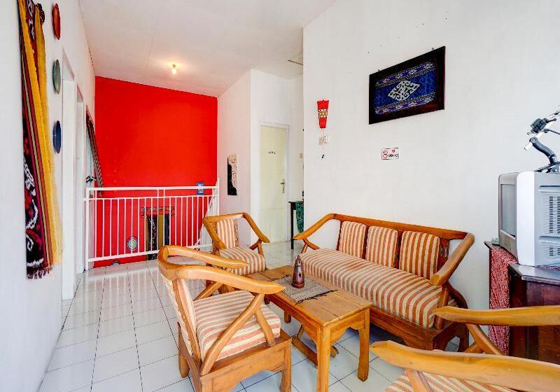 Spot On 90349 Edotel Tebe Syariah