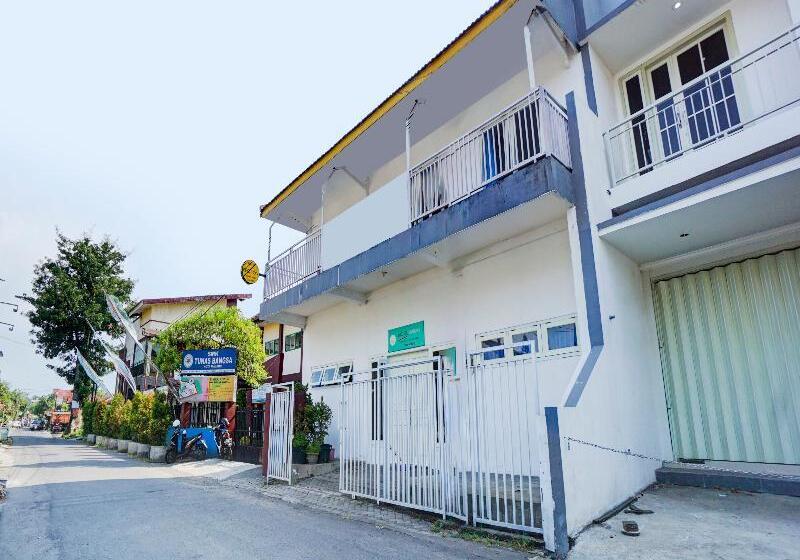 Spot On 90349 Edotel Tebe Syariah