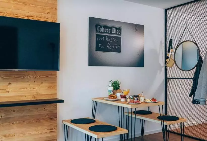 Weekly Boardinghouse