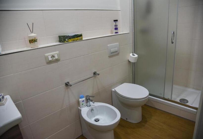 تختخواب و صبحانه Margherita 2.0