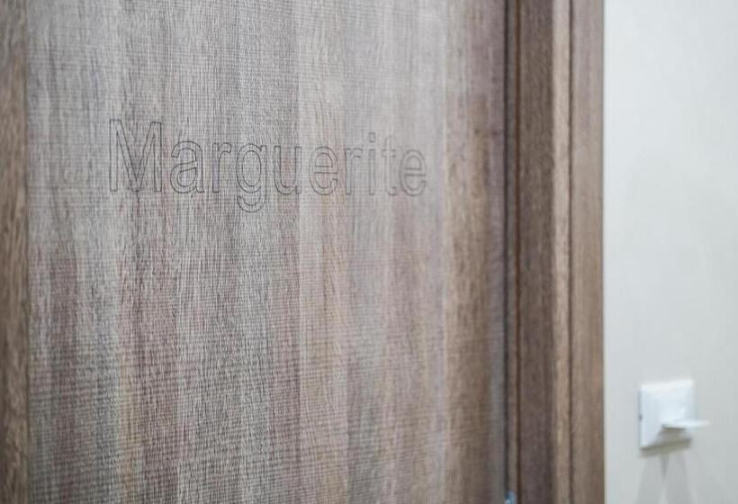 تختخواب و صبحانه Margherita 2.0