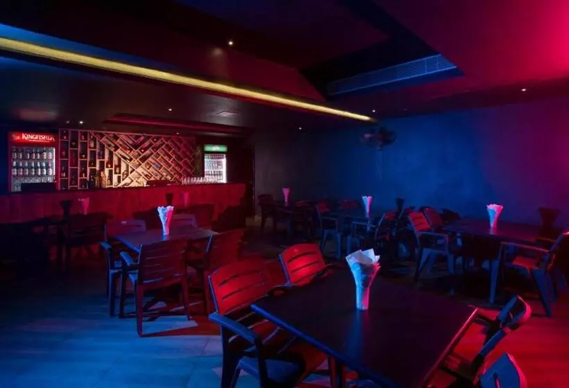 Hotelli Lee Benz Ark