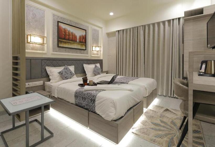 Hotel Elysian Residency