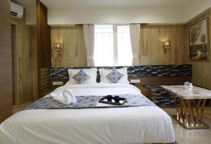 Hotel Elysian Residency