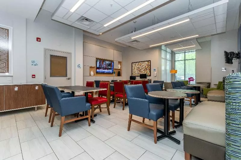 ホテル Holiday Inn Express & Suites   Chilliwack East An Ihg