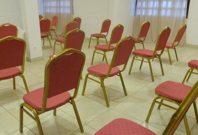 هتل Madou Grand Bassam