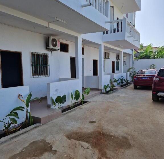 هتل Madou Grand Bassam