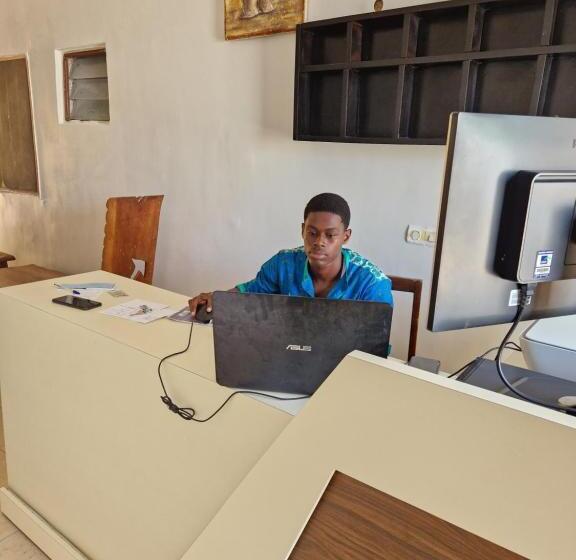 هتل Madou Grand Bassam