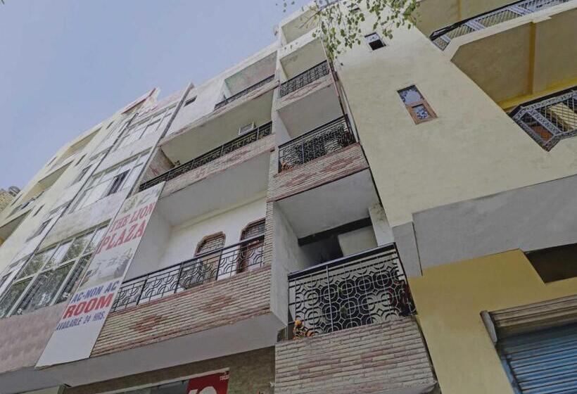 Hotel Oyo 73235  Enigma