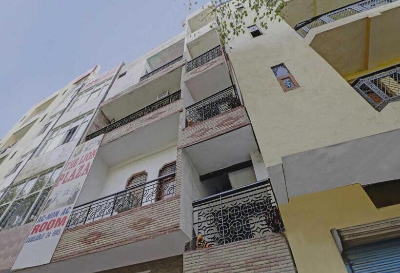 Hotel Oyo 73235  Enigma