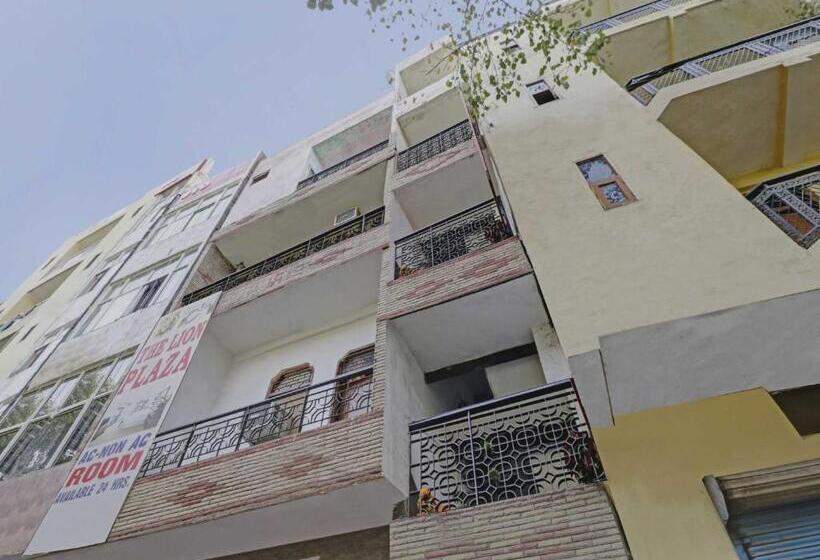 Hotel Oyo 73235  Enigma