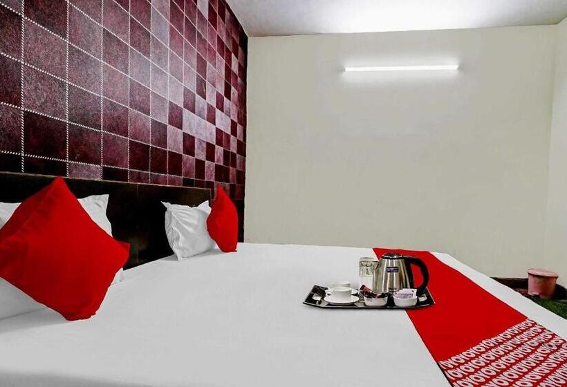 Hotel Oyo 73235  Enigma