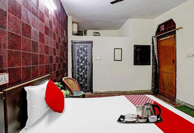 Hotel Oyo 73235  Enigma