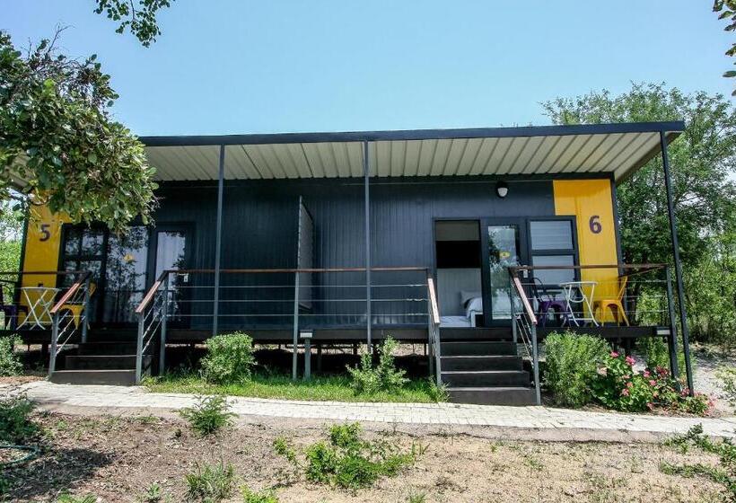 Отель Sleepover Kruger Gate